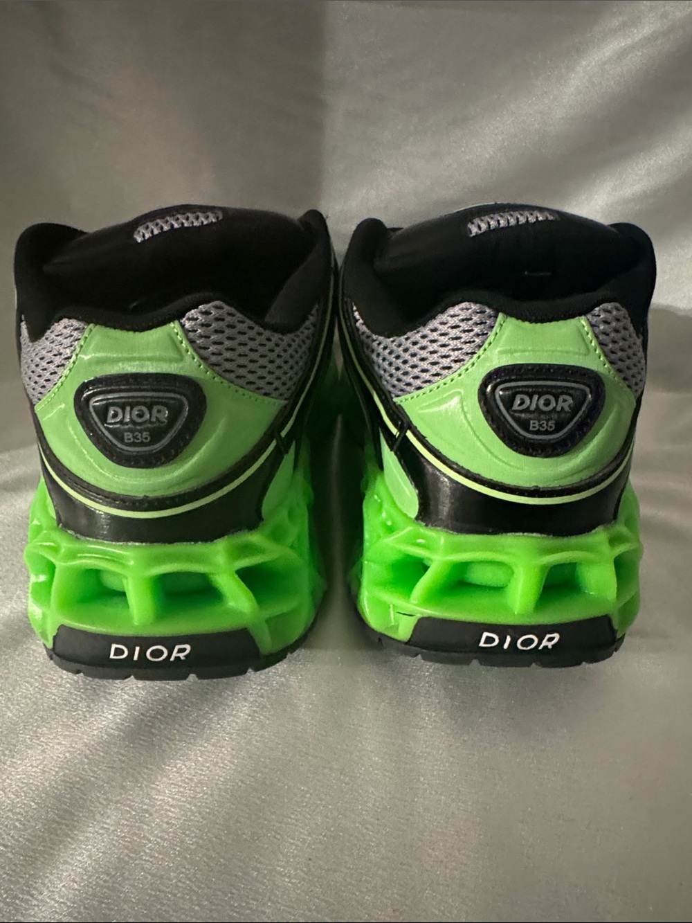 Dior B35 NXXT Sneaker, featuring-technical mesh upper/Neon Green/Black!🔥New! 9.5 - Picture 8 of 13